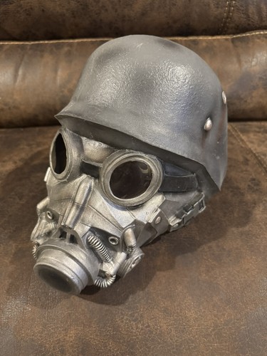 Deluxe rubber gas - gas, ww2