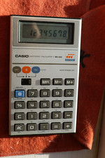 vintage Casio MG-880 RARE Game & Calculator