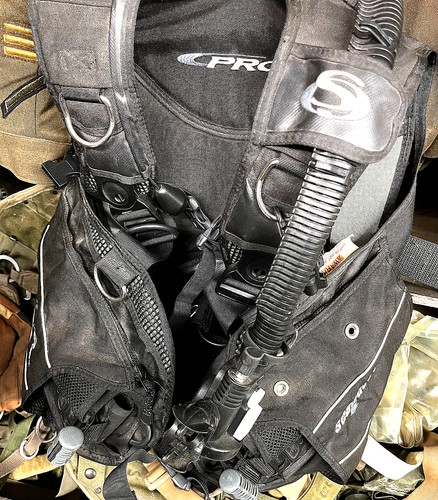 Seaquest pro scuba - seaquest, diving