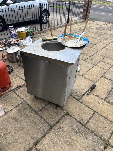 Used working shaan - shaan, gas