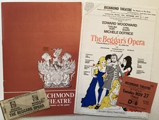 Edward WOODWARD - The Beggar’s Opera Programme & Flyer Theatre Programme 1979