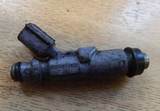 GENUINE 1999 - 2005 LEXUS IS200 2.0L PETROL FUEL INJECTOR 23250-70120