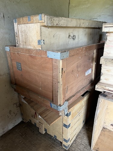 Large wooden shipping storage - large,