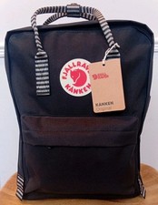  Old Fashioned Kanken Bag 16L, Black, Red Logo, Black And White Handle Pattern. 