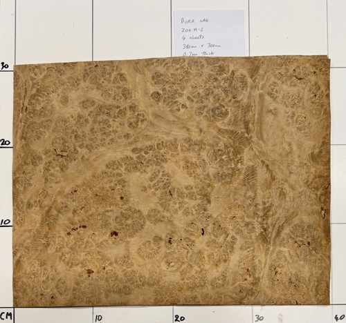 Burr oak veneer sheets - veneer.,