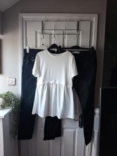 Ladies  2 Jeans 1 Top    Next