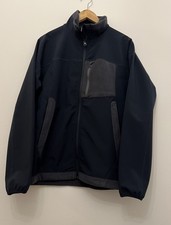  Howies Men’s medium Shell