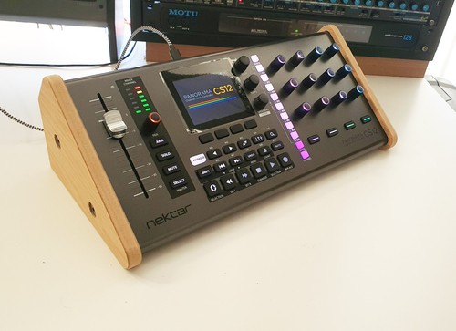 Nektar cs12 daw controller - controller, oak