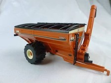 Speccast 1:64 KB Killbros Grain Cart Tractor Trailer Model