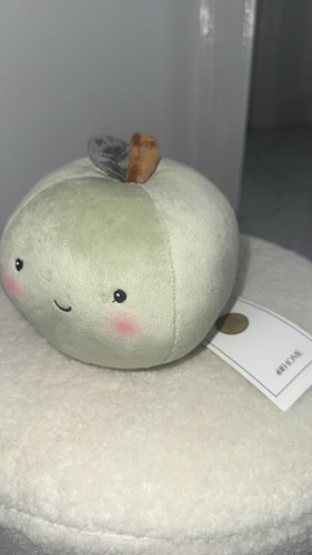 Green apple plush - h&m,