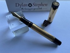 Parker Duofold Centennial Gold Plated Godron fountain pen 18K Fine gold nib