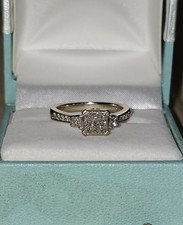 18ct gold 0.50ct Natural