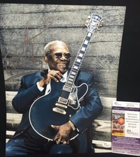 BB B.B KING SIGNED AUTOGRAPHED 11X14 PHOTO GUITAR LEGEND KING BLUES JSA #J81876