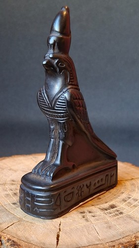 Egyptian horus statue - statue,, 11cm