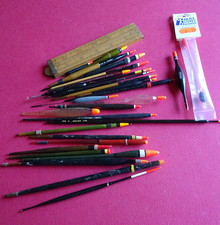 A SELECTION OF OLD VINTAGE