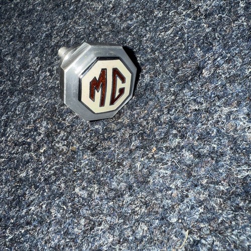 Mmm front apron bolt - mg,