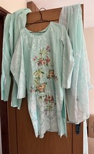 pakistani lawn suit Gul Ahmed