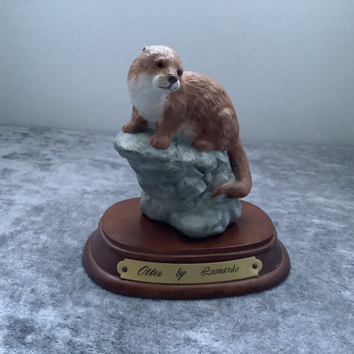 Otter ornament figure leonardo - otter,