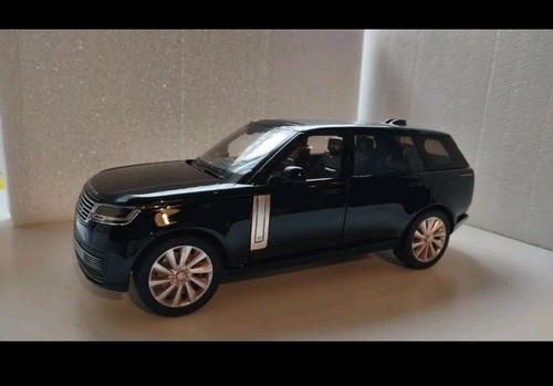 Scale land rover - 1:18,
