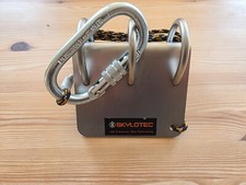 Edge guard rope protector