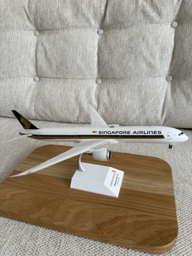 Wings singapore airlines - wings,