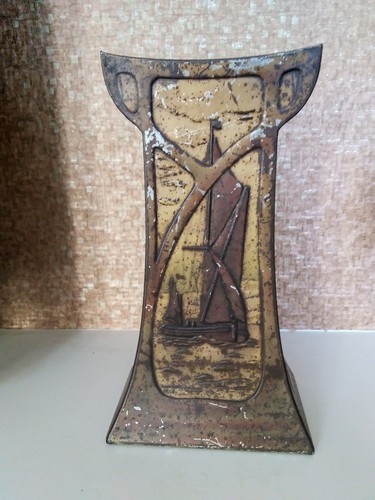 Antique biscuit tin - antique,
