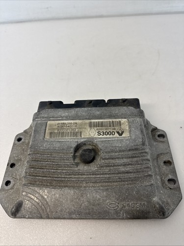Renault ecu 8200321263 - renault,