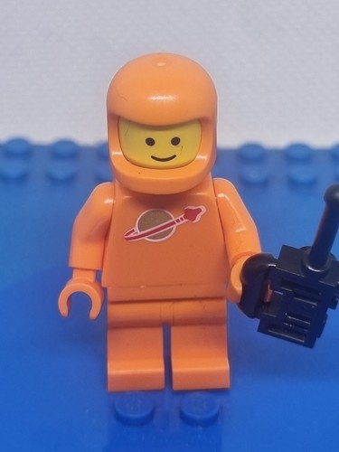 Lego orange spaceman - spaceman,