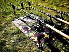 Reel & Rod Splash DPM Mat Waterproof Pegs Brass Eyelets Storage Camo Bag