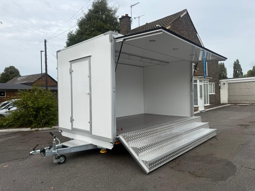 Exhibition trailer display - trailer,