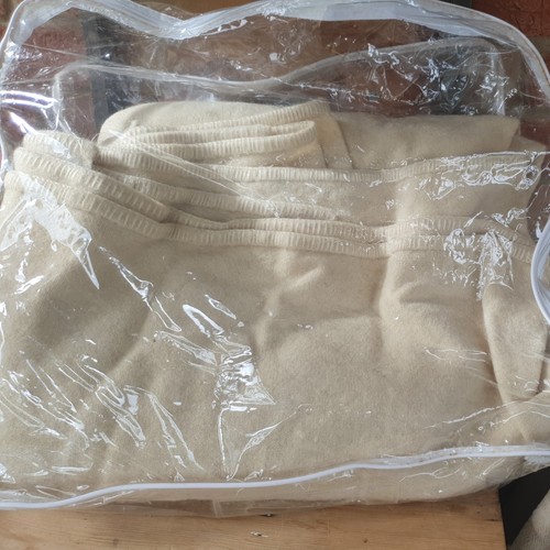Vintage moderna 100 pure - vintage, wool