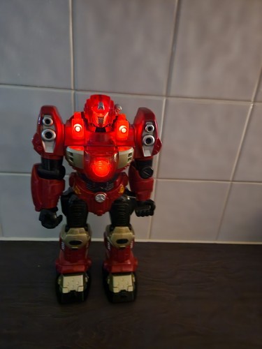 Large robot retro toy 2008 - robot,