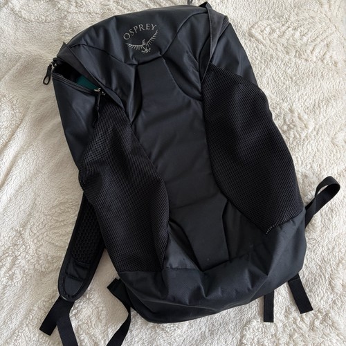 Osprey black 15l day backpack - black,