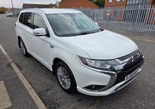 2020 MITSUBISHI OUTLANDER PHEV REFLEX PLUS COMMERCIAL 4WD AUTOMATIC LOW MILEAGE