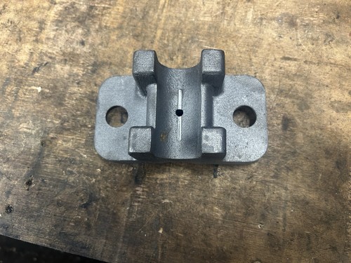 Lister axel bracket - lister,