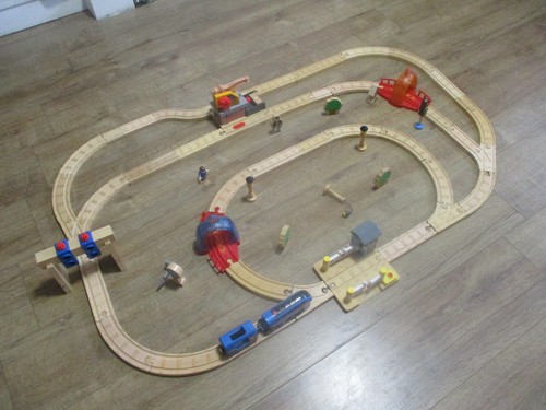Wooden thomas the - wooden, tank