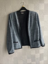Woman’s Kim&co Cardigan Size L