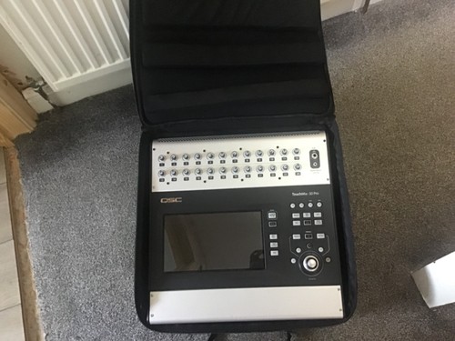 Qsc touchmix pro mixer - qsc,