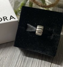 ?Genuine Pandora Polished Ridged Clip Charm Bracelet Gift Silver S925 Jewellery