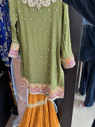 Mehndi outfit pakistani - mehndi,