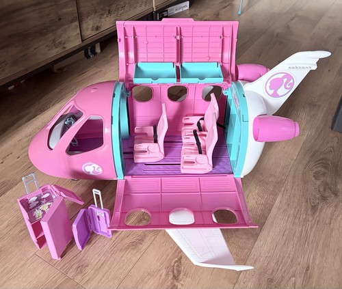 Barbie plane with pilot and - barbie,
