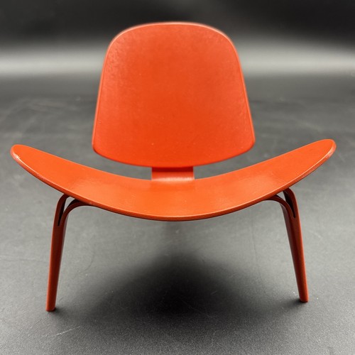 Vitra design museum miniatures - design,
