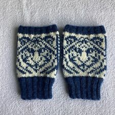 White tiger fingerless mitts women, blue and white, 100% wool medium