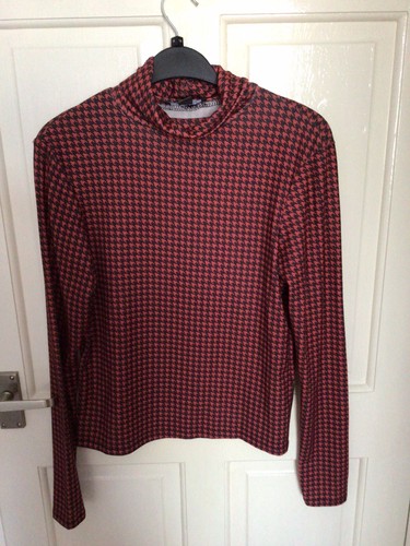 Primark red black - primark, neck