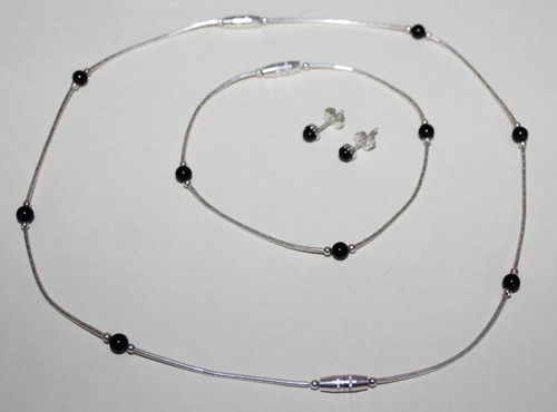 Unusual metamorphic sterling - unusual,