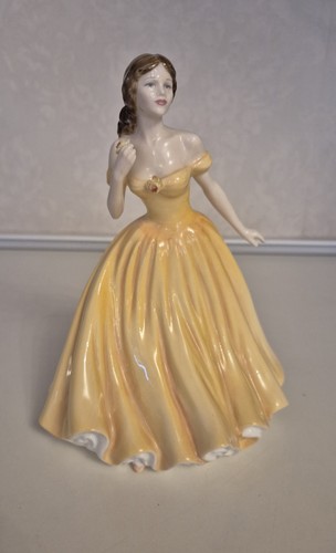 Royal doulton elizabeth hn4426 - elizabeth,