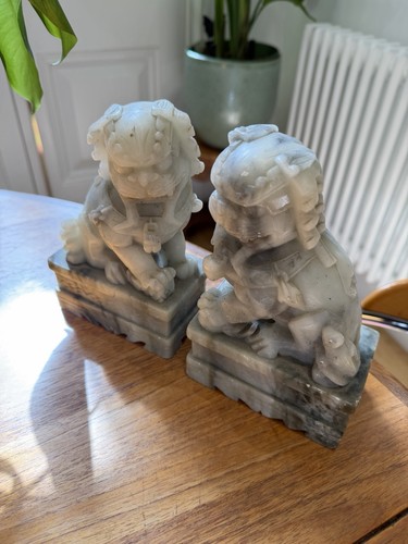 Foo dogs stone carving - -,