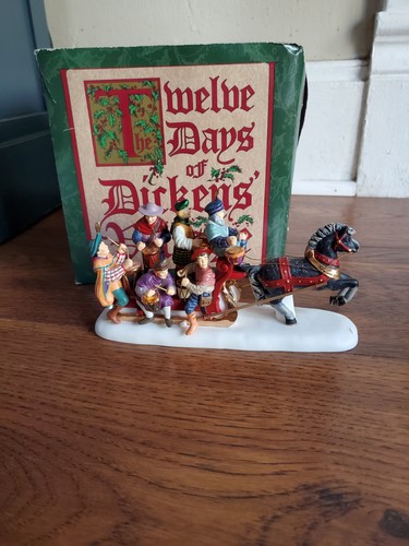 Dept dickens village twelve - 56,