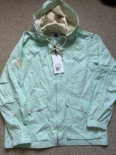 Pretty green men - pretty, men's