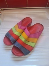 pavers colourful leather